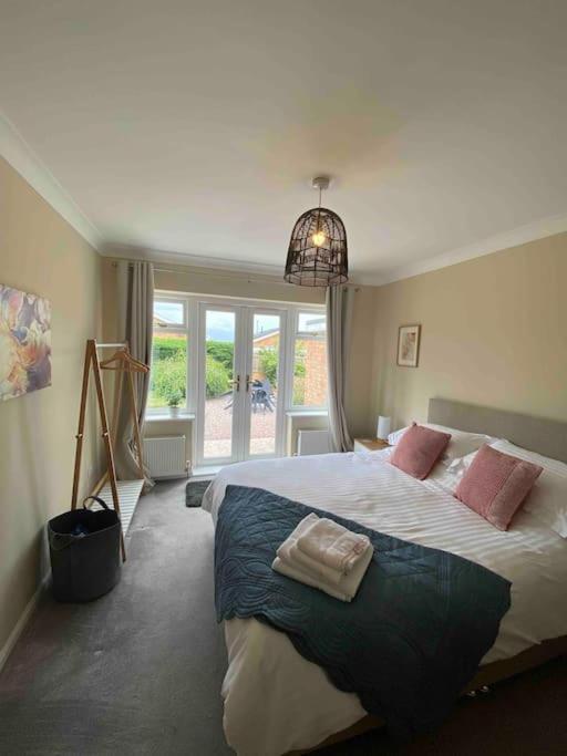 Number 3 Villa Penrhyn Bay Exterior photo